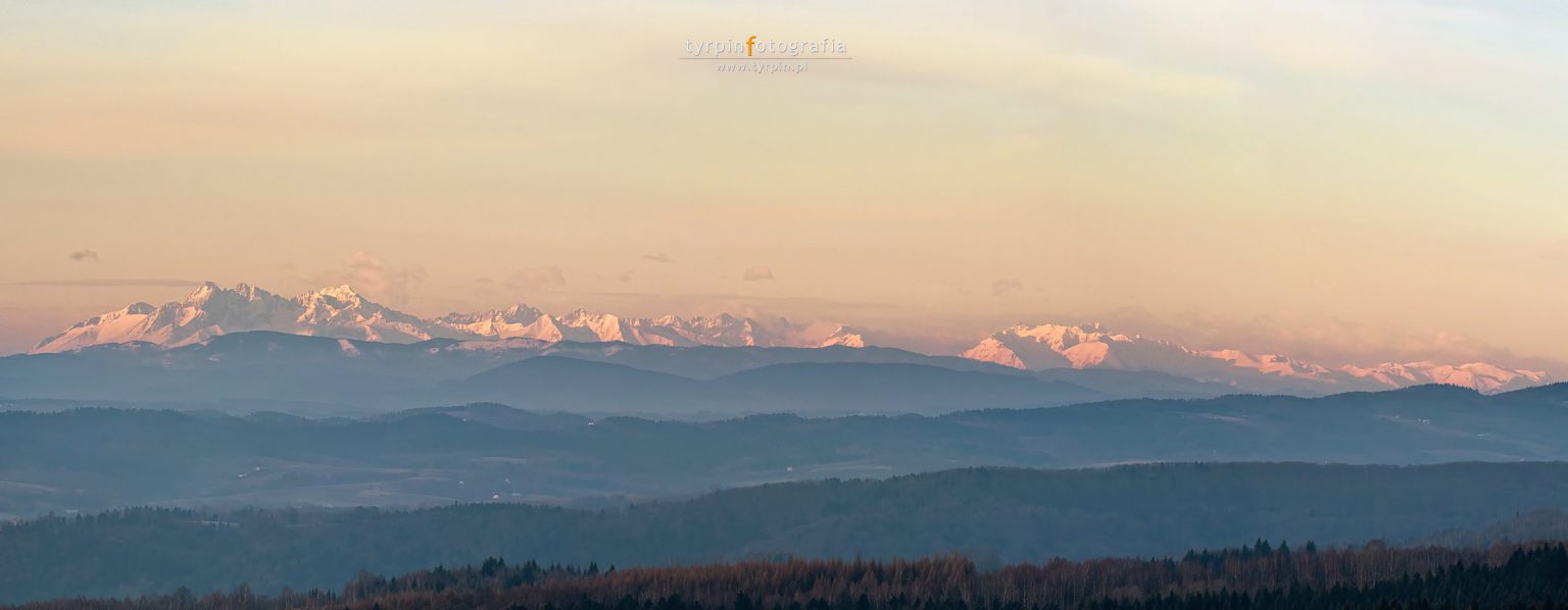 https://tyrpin.pl/wp-content/uploads/2021/05/tatry_globikowa_panorama-1536x598.jpg
